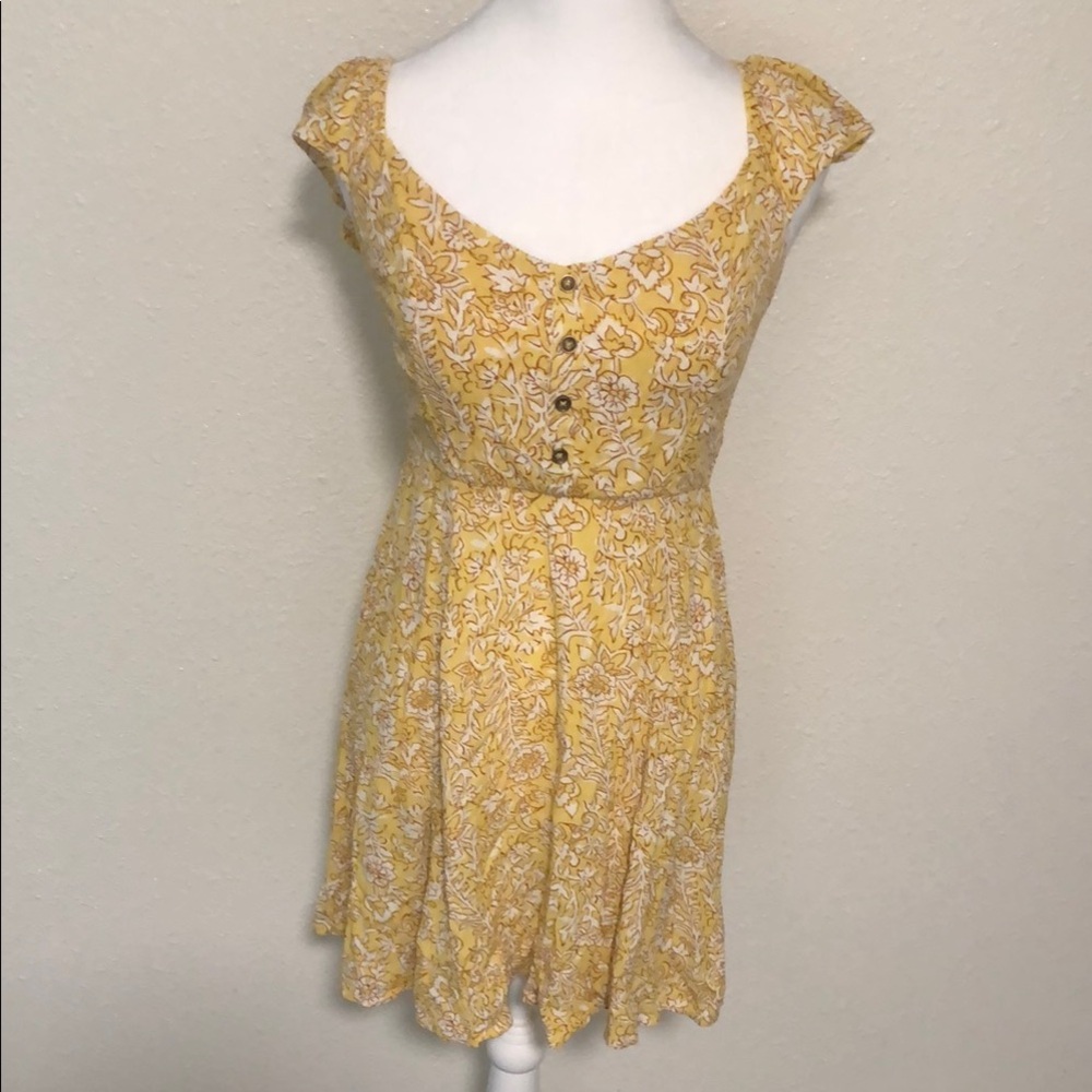 Billabong Floral Yellow Dress Size Small